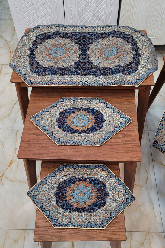 سه تیکه عسلی